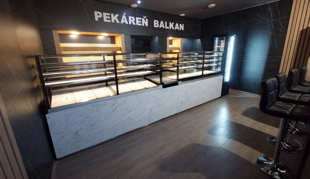 Tople pekarske vitrine po mjeri